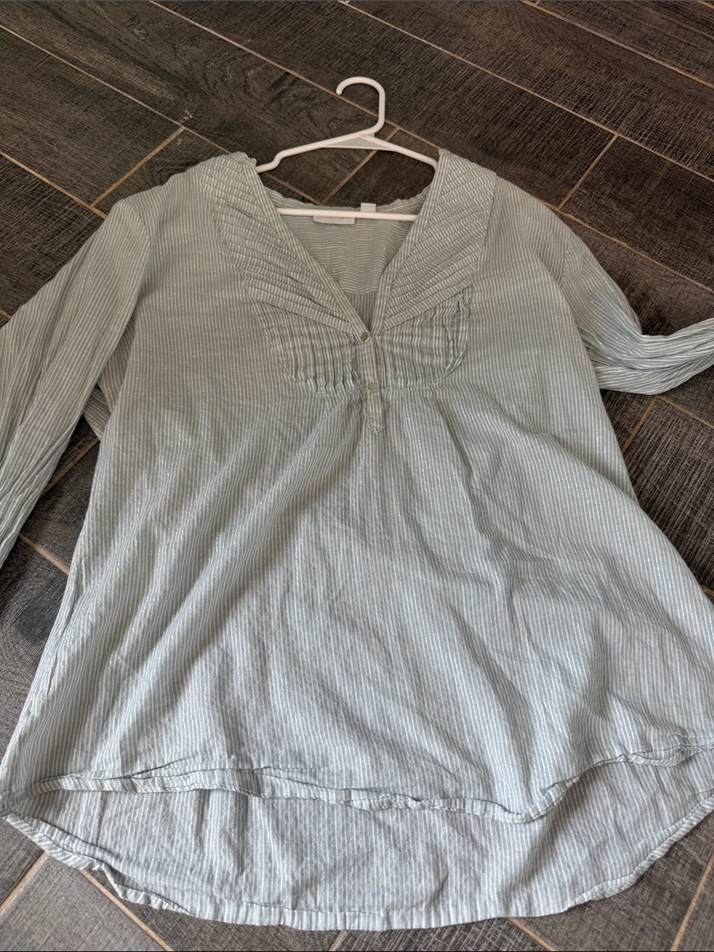 New York & Company Light Blue Pinstriped V-Neck Tunic